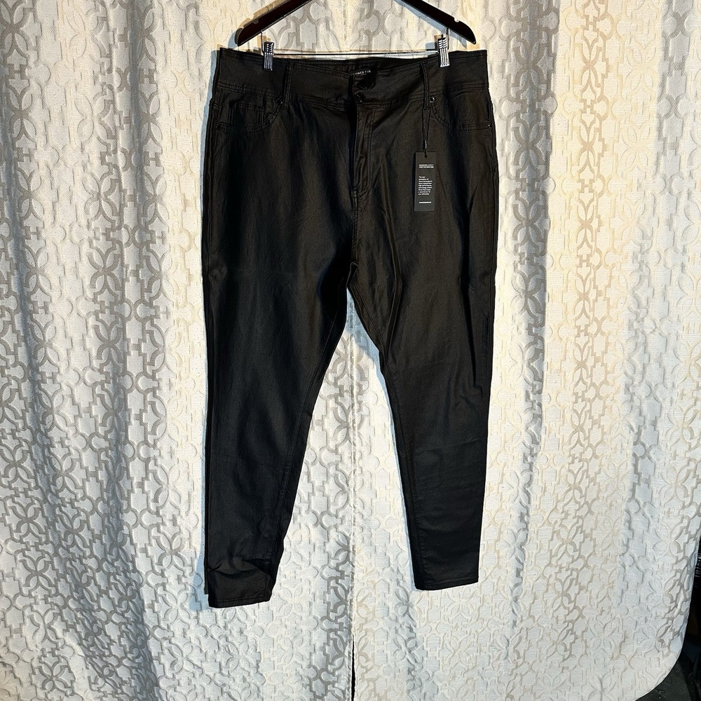 City Chic Skylar High Rise Skinny Faux Leather Pants Black Plus sz 24